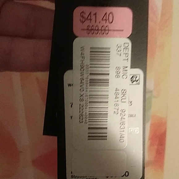 Guess button up blouse size xsmall - Picture 3 of 7